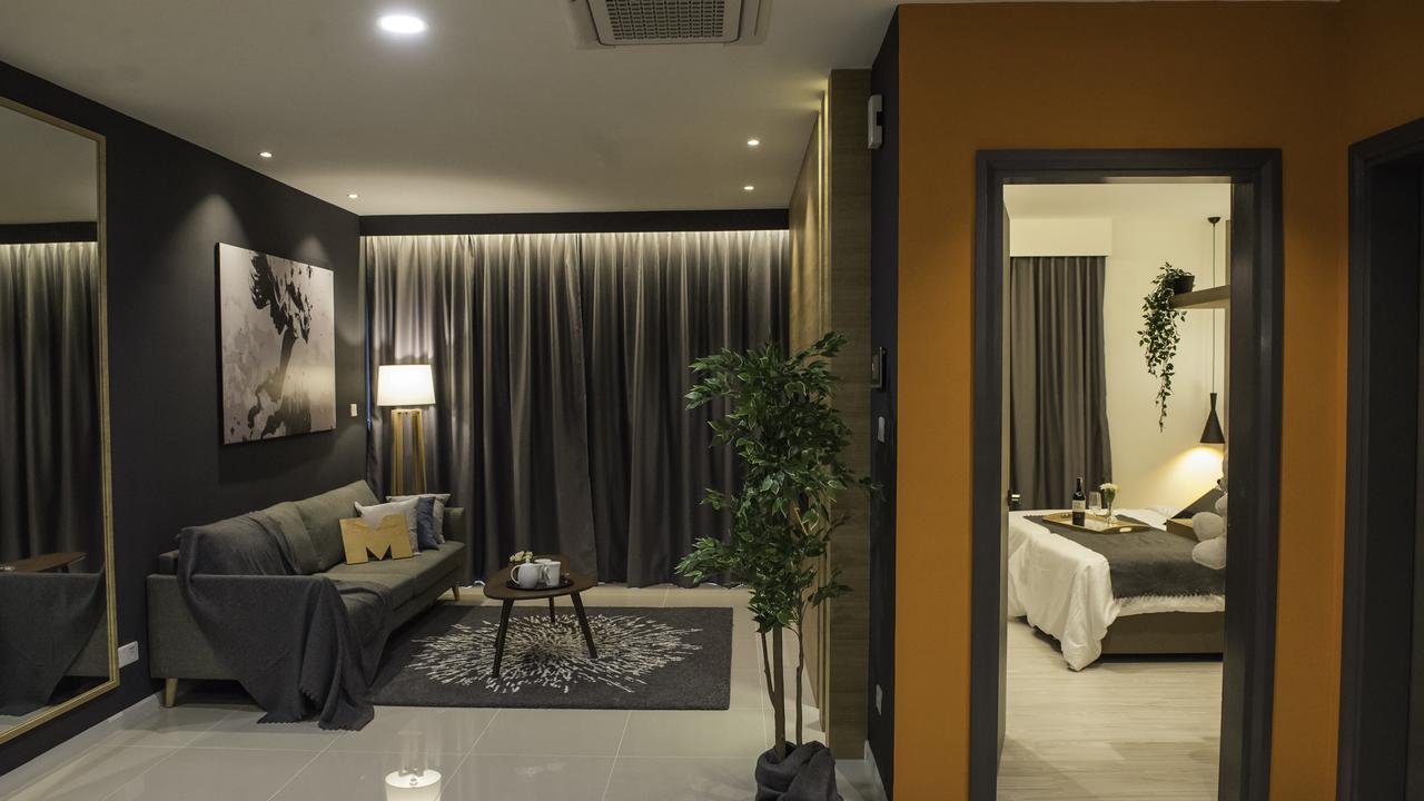 Suasana Private Suites By Subhome Johor Bahru Exterior foto